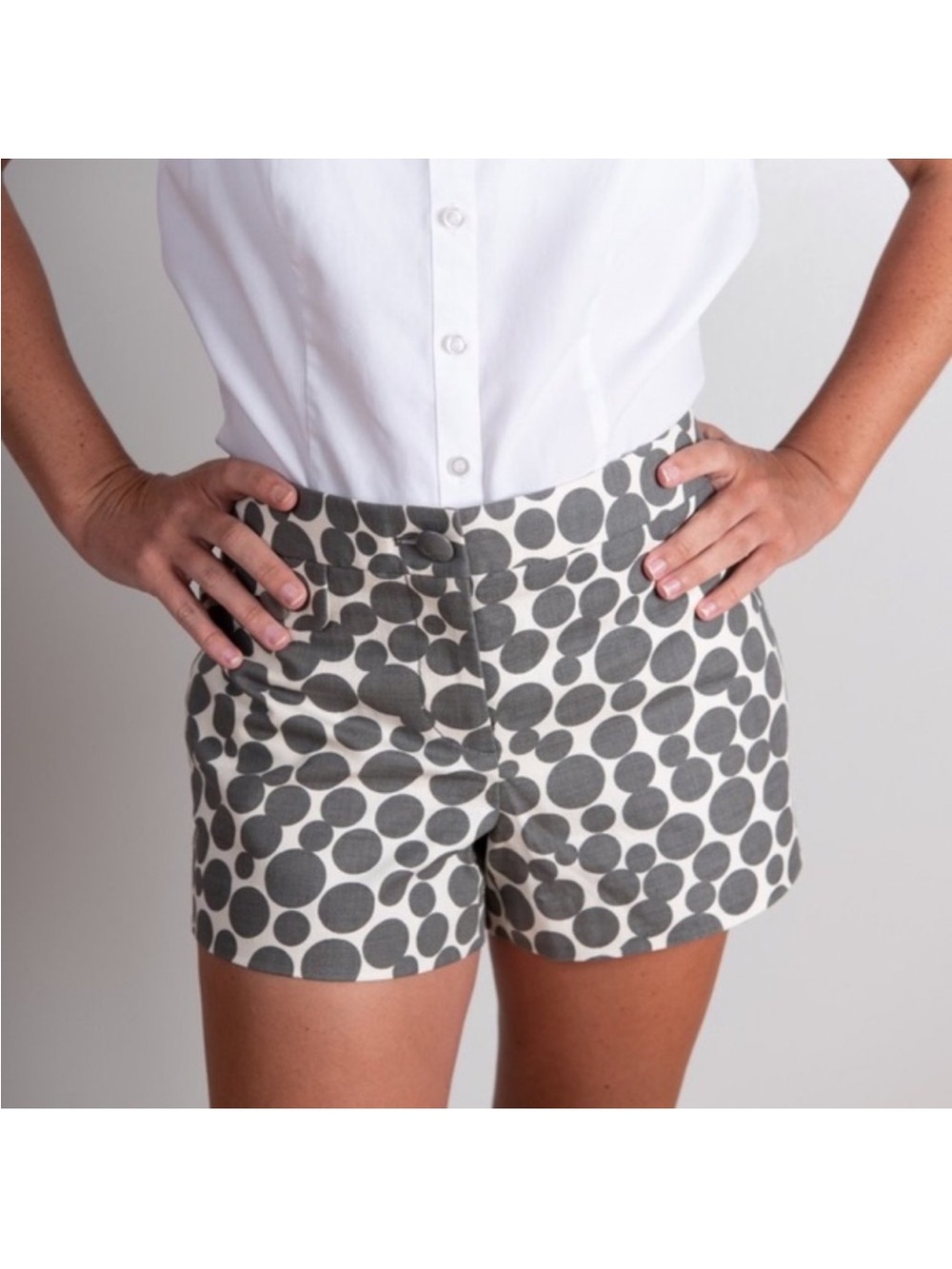 J. Crew Jubilee Shorts  Gray Ivory Deco Dots Cotton Twill Size 4
